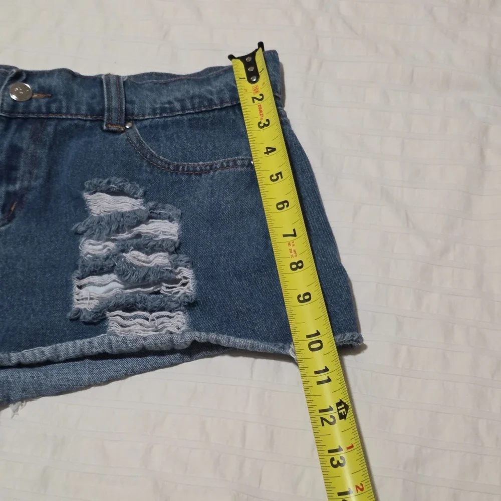 Pretty Little Thing Women's Distressed Denim Shorts‎ Blue Size UK:14 US:10